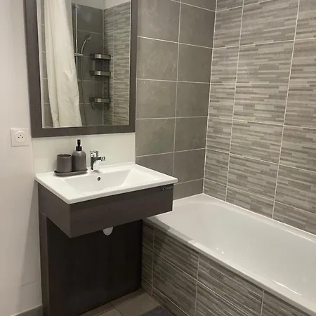 Cosy Proche Paris Apartment Bezons